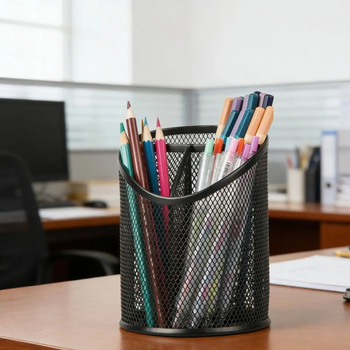 Mesh pen holder organizer